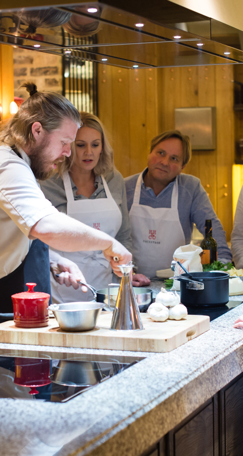 group-cooking-2.jpg