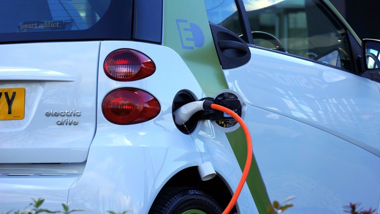 alternative-auto-automobile-110844.jpg