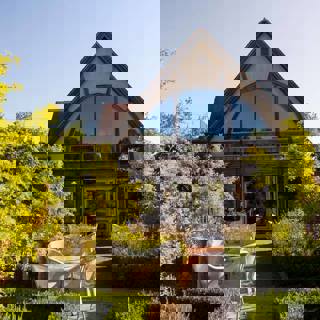 116852254 4217135654995758 4626434026975602526 N