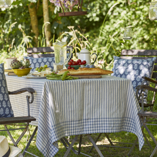 Navy Acorn Cushion Toulouse Navy Tablecloth Dining 03[1]