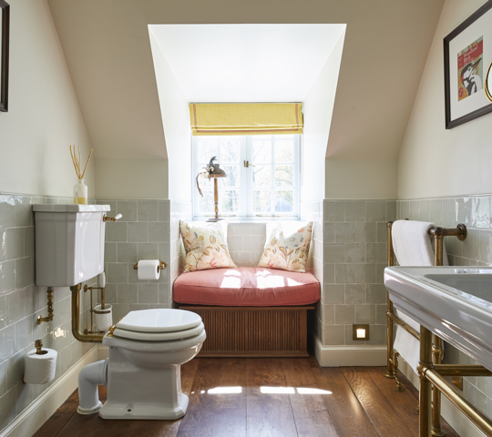 Room 16 Bathroom Eaves Room Credit Jake Eastham